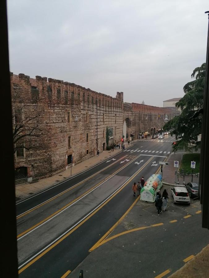 Accomodation Verona - City Centre Екстер'єр фото