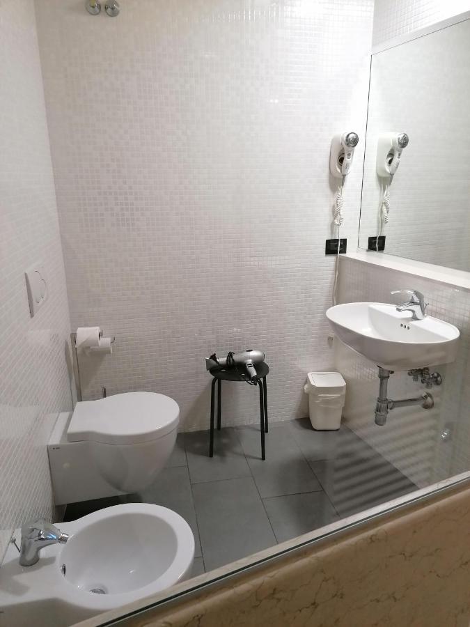 Accomodation Verona - City Centre Екстер'єр фото