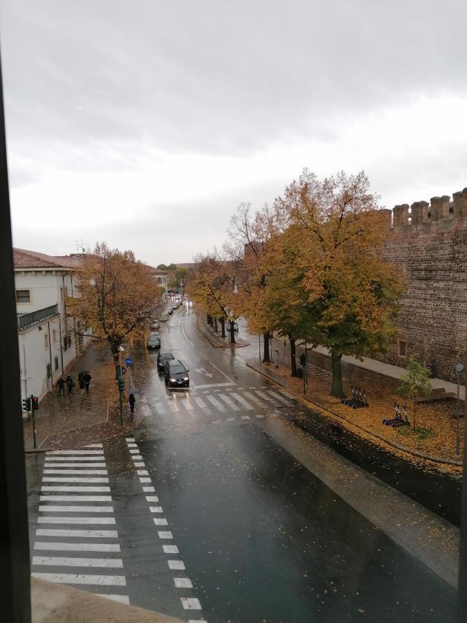Accomodation Verona - City Centre Екстер'єр фото