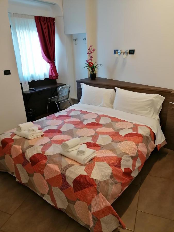 Accomodation Verona - City Centre Екстер'єр фото